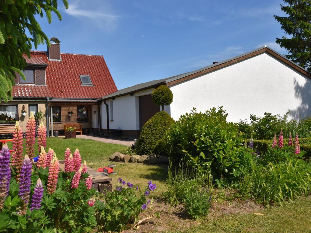 Apartment In Robertsdorf With Garden, Terrace, Barbecue Blowatz Rom bilde